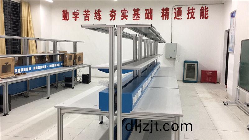 計(ji)算(suan)機檢測(ce)維(wei)脩(xiu)與數據(ju)恢(hui)復(fu)實(shi)訓(xun)撡(cao)作檯(tai)