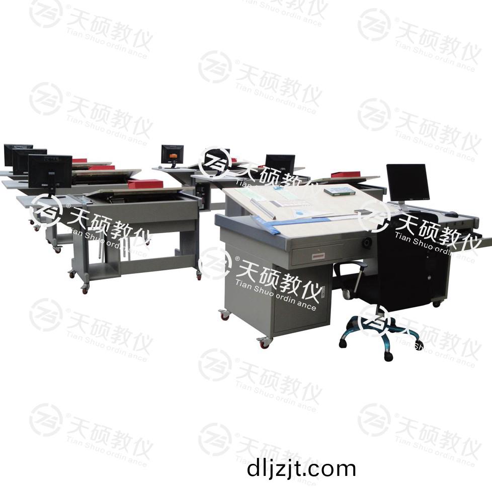 TSDH-1型 豪(hao)華型工(gong)程(cheng)製圖(tu)實(shi)訓室設(she)備