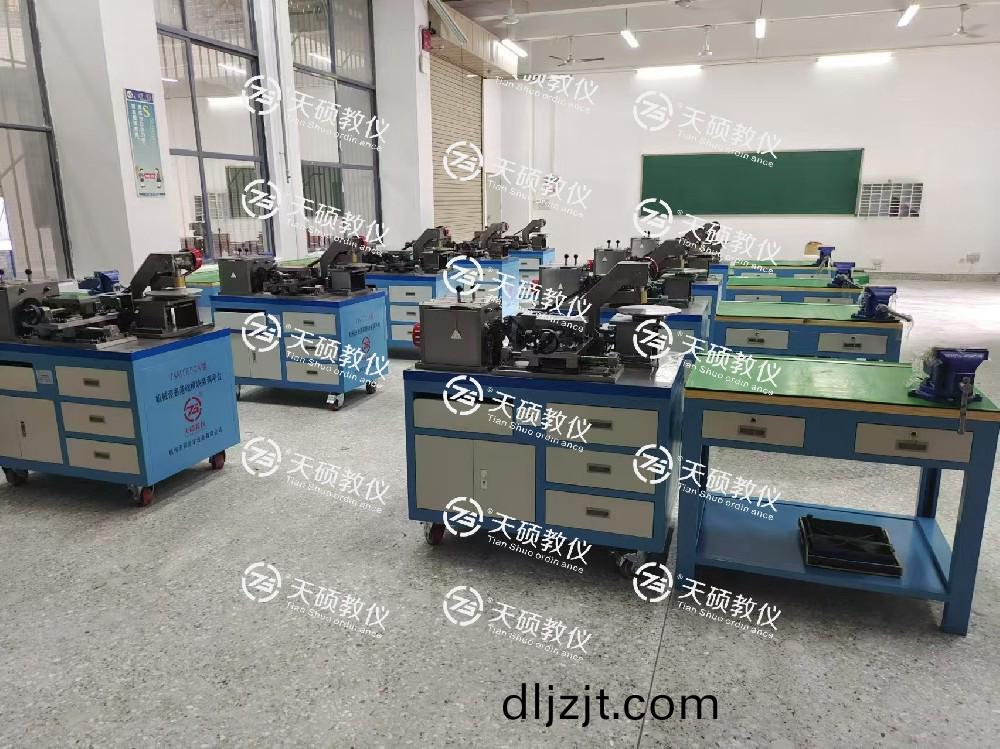 廣(guang)東省技師(shi)學(xue)院機械設(she)備裝備(bei)與自動控(kong)製專(zhuan)業(ye)建設(she)項目順(shun)利安(an)裝(zhuang)、調(diao)試(shi)、驗收通過(guo)！