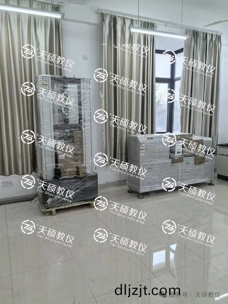 淛(zhe)江師範(fan)大(da)學(xue)行知學院 材料(liao)實(shi)訓室